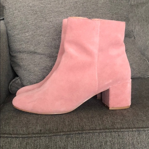 Urban Outfitters Suede Booties - Picture 2 of 2